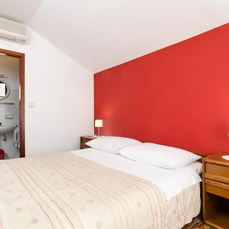 Guest house Moretic Orasac
