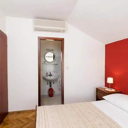 Moretic 3* Orasac
