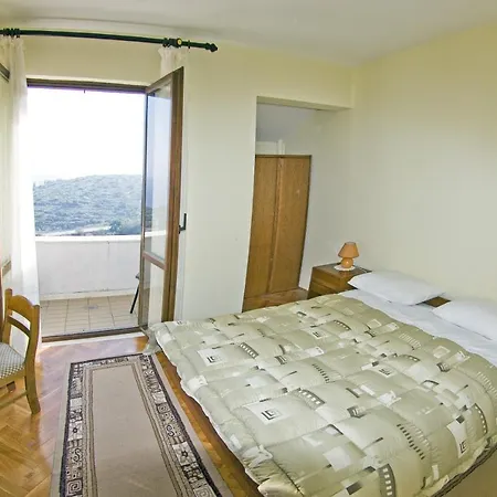 Guest house Moretic 3*